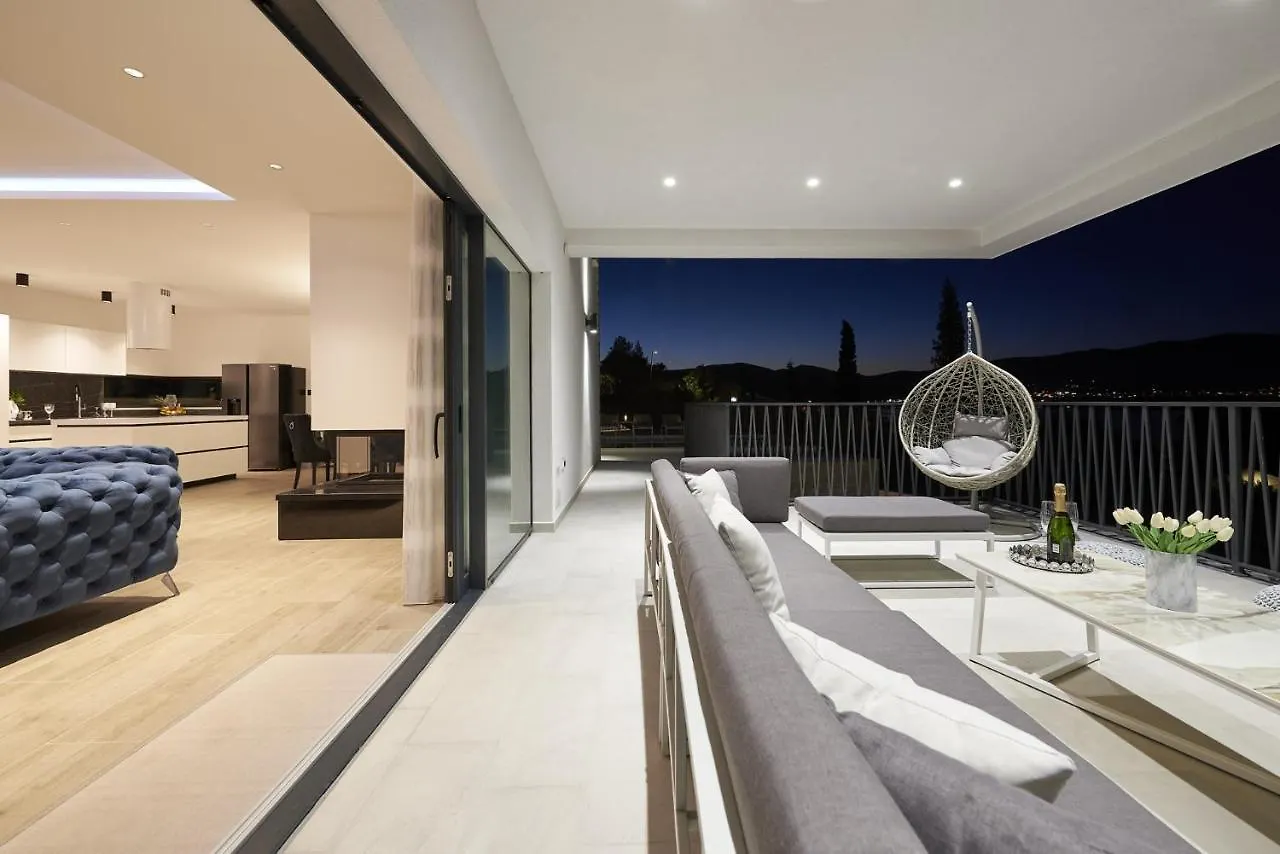 Luxury Villa Cor Mare With Pool Trogir Croatia