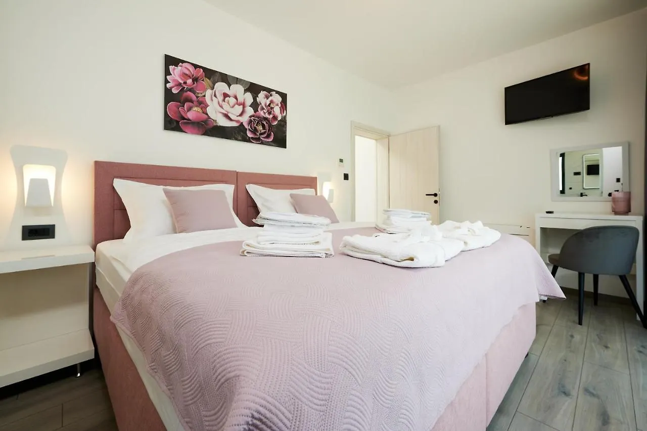 Luxury Villa Cor Mare With Pool Trogir